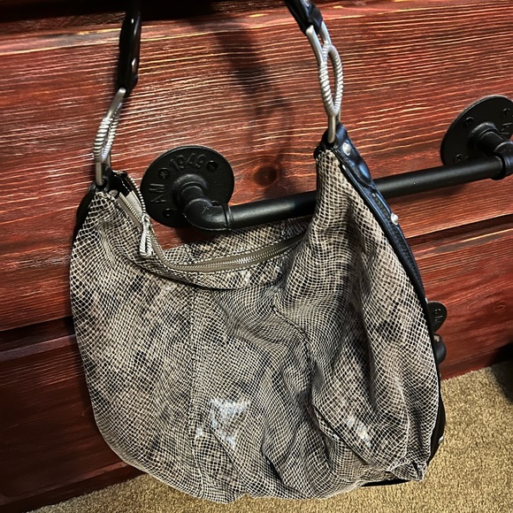 Judith Ripka - Picture 2 of 3